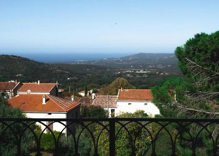De Tourisme Apa Nera Classee 3 Etoiles Hotel apartamentowy