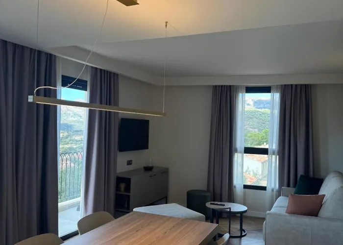 De Tourisme Apa Nera Classee 3 Etoiles Hotel apartamentowy Calenzana